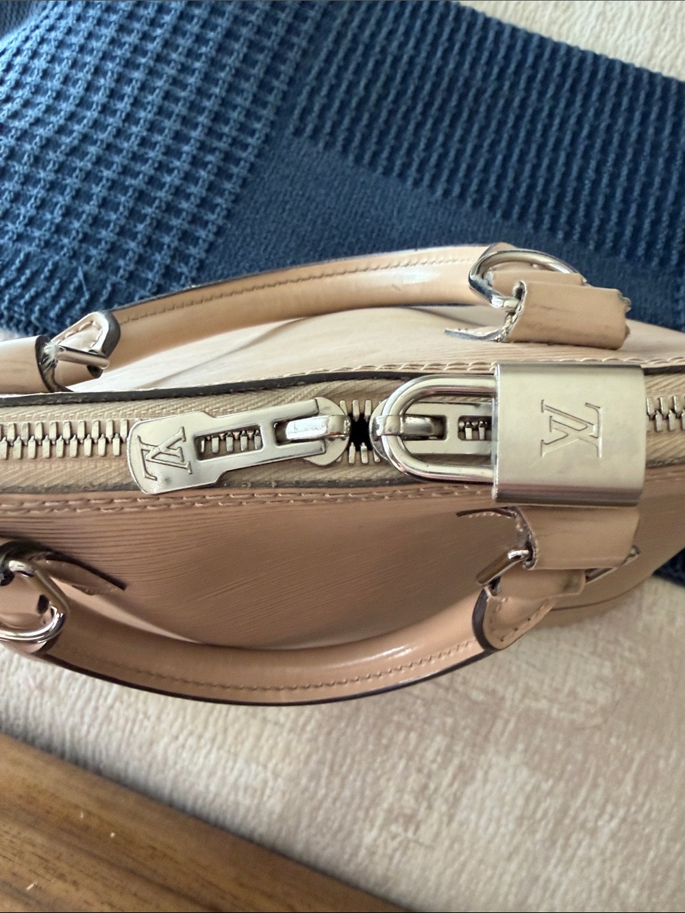 Louis Vuitton Alma Epi Leather Top-Handle - Picture 6 of 13